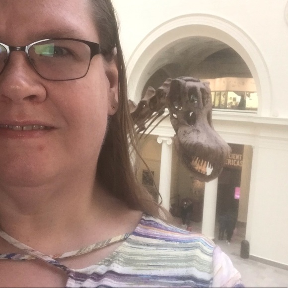 Meet your Posher, KaeLee - Picture 3 of 7